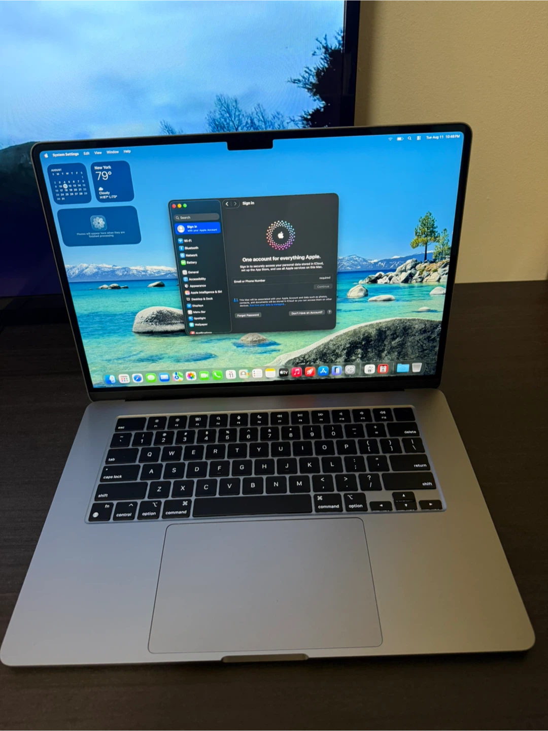 MacBook Air 15-inch (M2) - LIKE NEW - photo 2