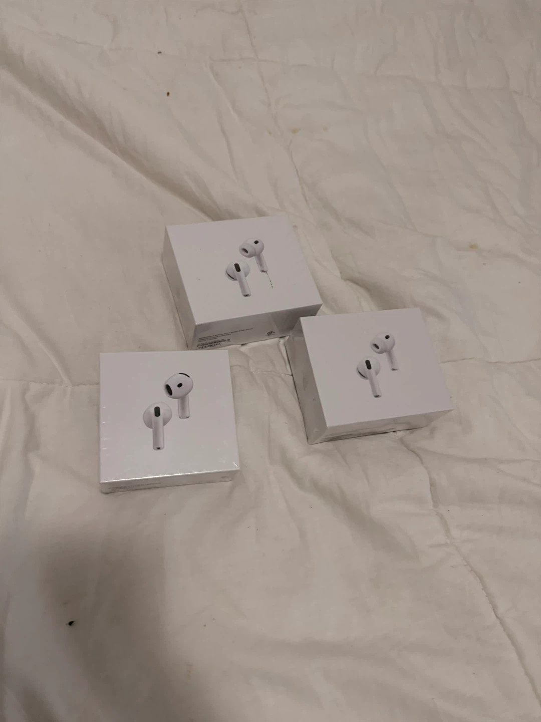 3 Apple AirPods one with nose cancellations - photo 5