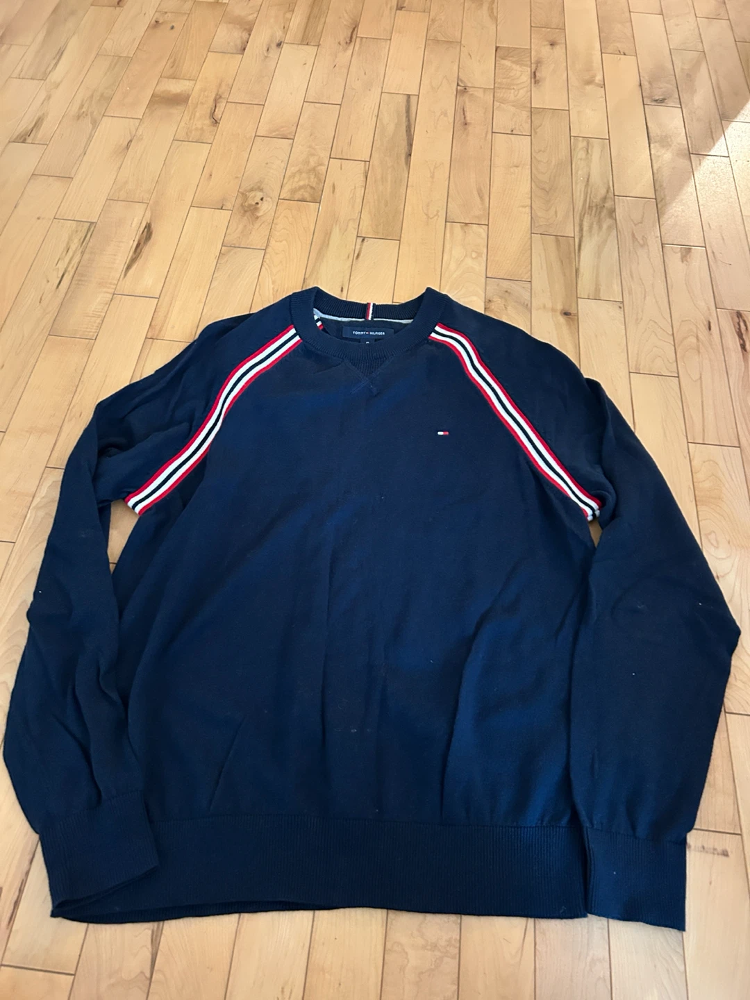 Tommy Hilfiger Vintage Style Navy Blue Sweater