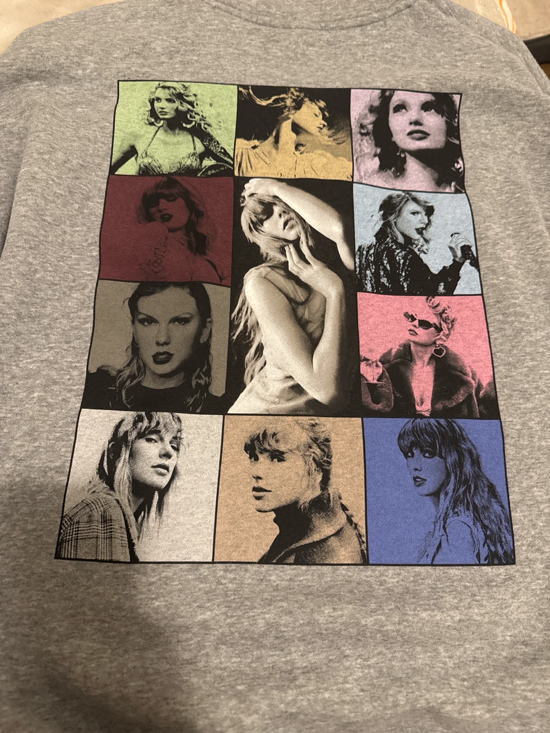Taylor Swift Quarter-Zip Sweatshirt original - photo 3
