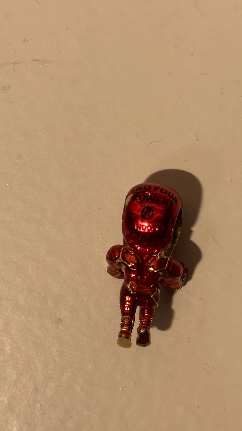 Pandora Gold Plated Iron Man & Black Panther Charms - photo 4