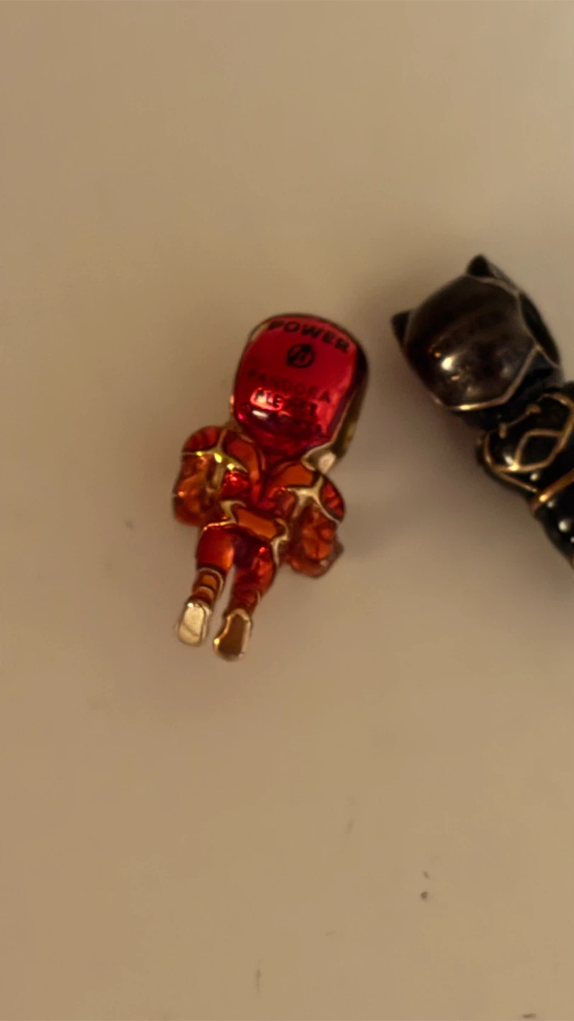 Pandora Gold Plated Iron Man & Black Panther Charms - photo 5