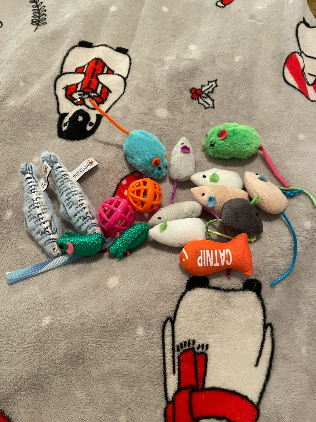 17pc Cat/Kitten Toys Lot
