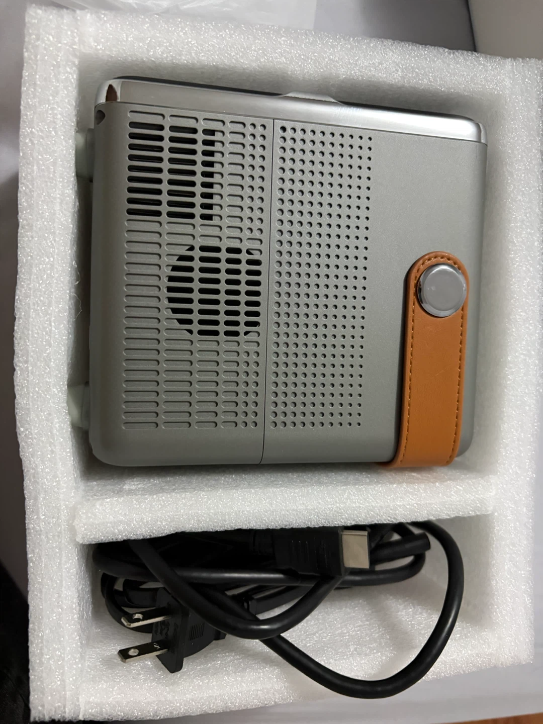 Brand New WIMIUS Video Projector Model: P61 - photo 2
