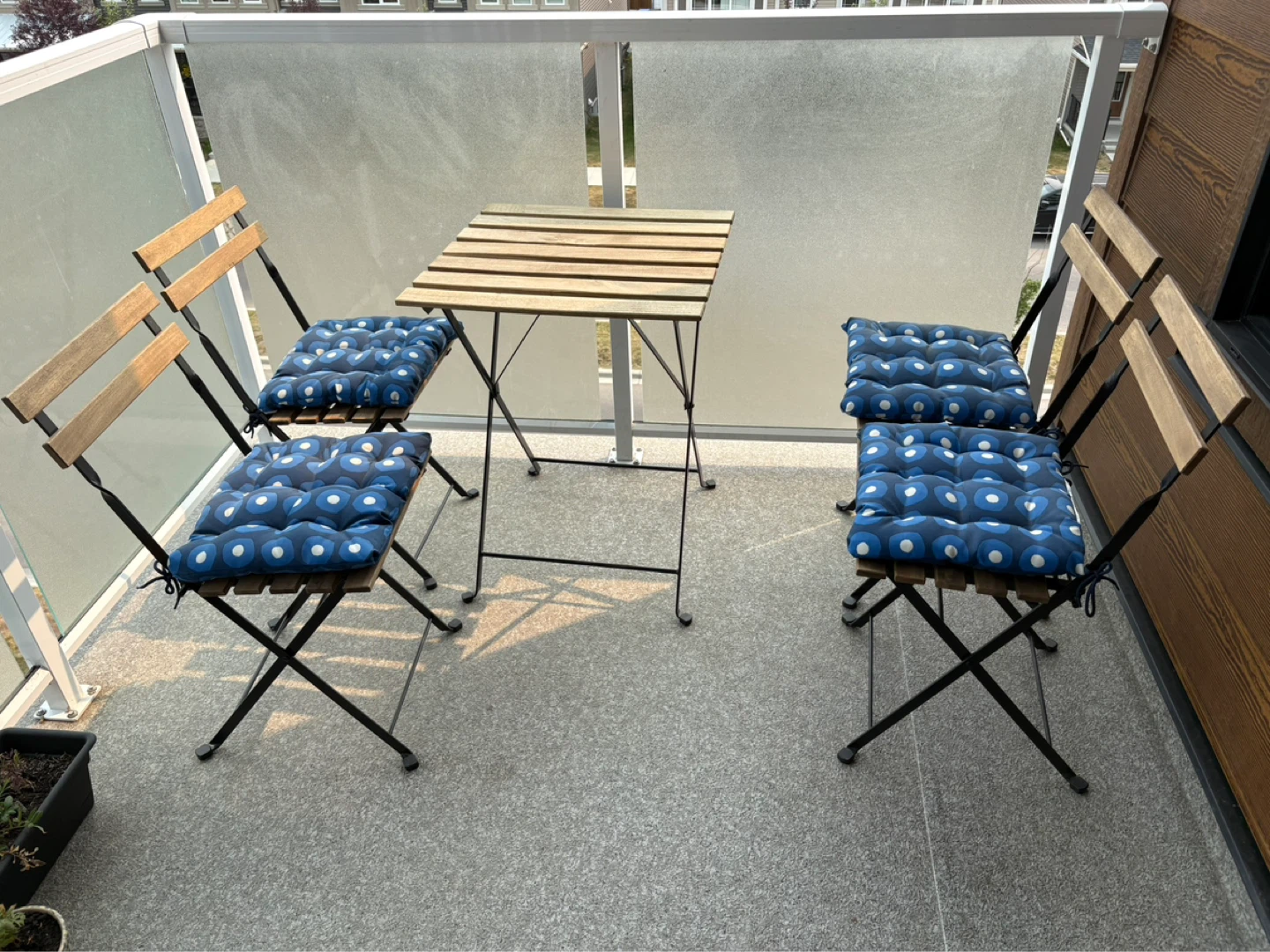 Folding Bistro Set with Cushions