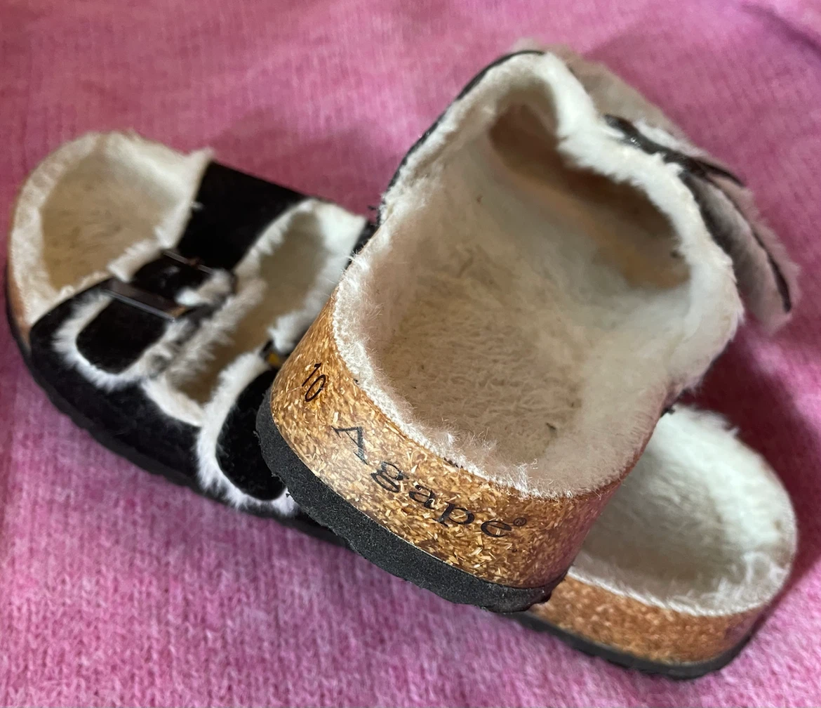 Agape Fur Lined Sandals Size 10 - photo 2