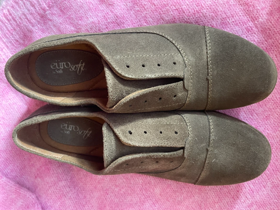 Eurosoft by Sofft Women's Brown Suede Oxford Shoes