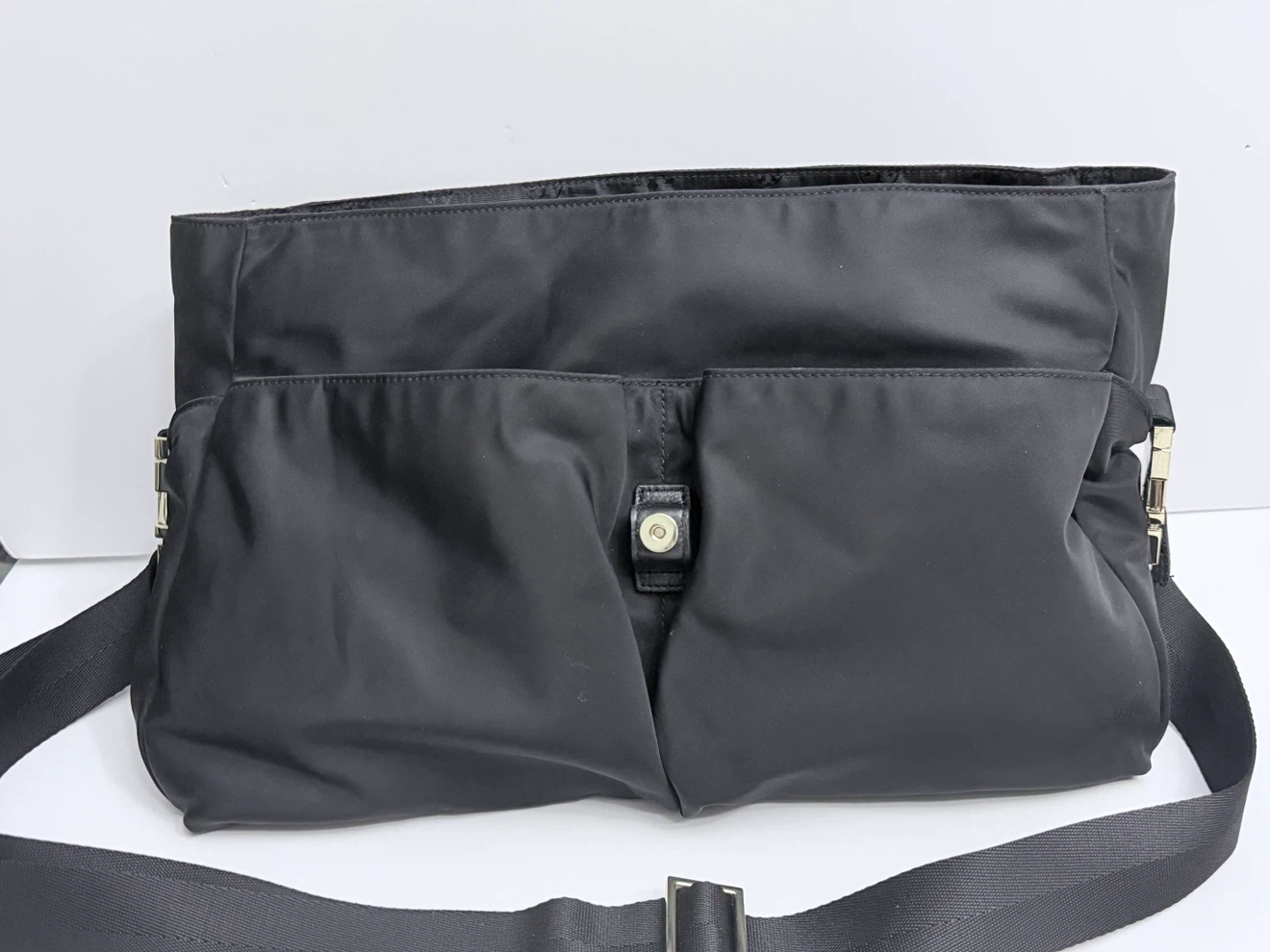 Tory Burch Black Nylon Diaper Messenger Bag - photo 5