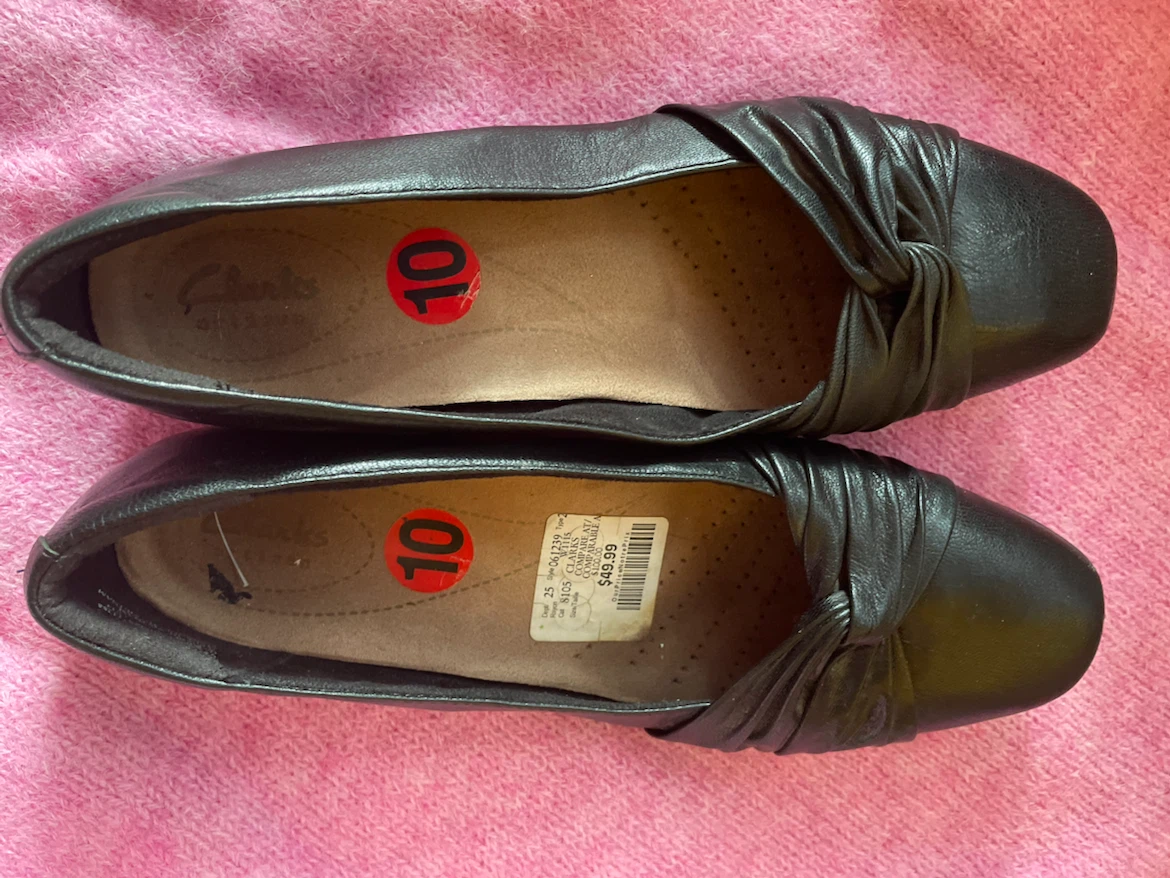 Clarks Women's Black Ballet Flats