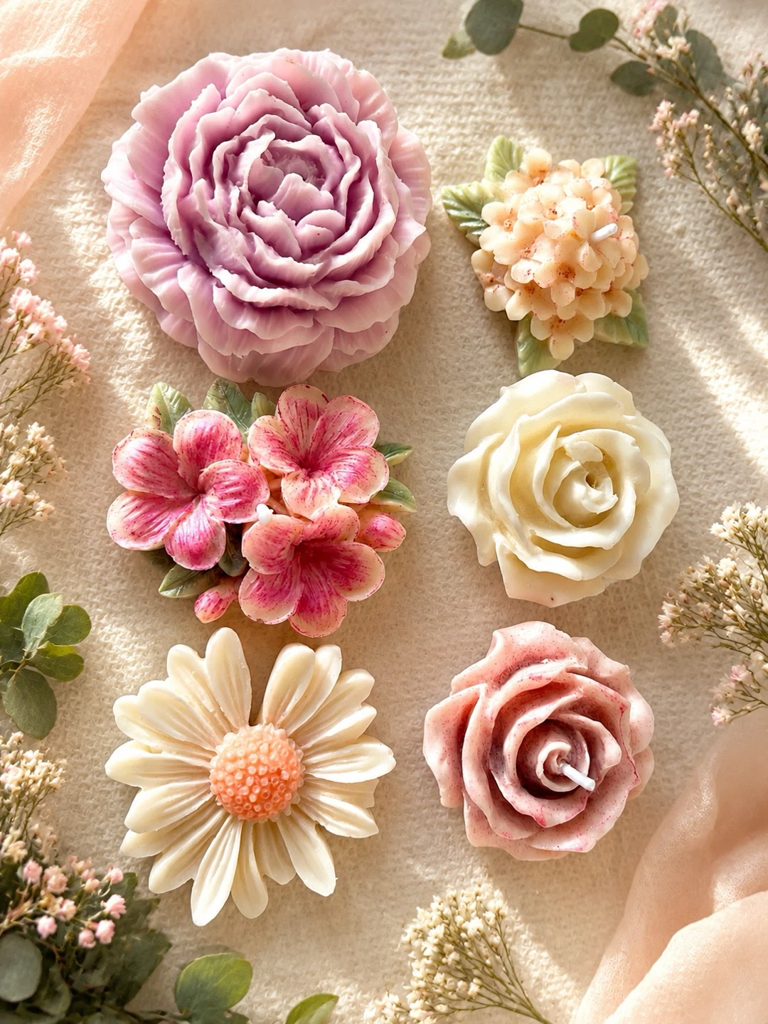Handmade Floral Scented Candles - photo 3