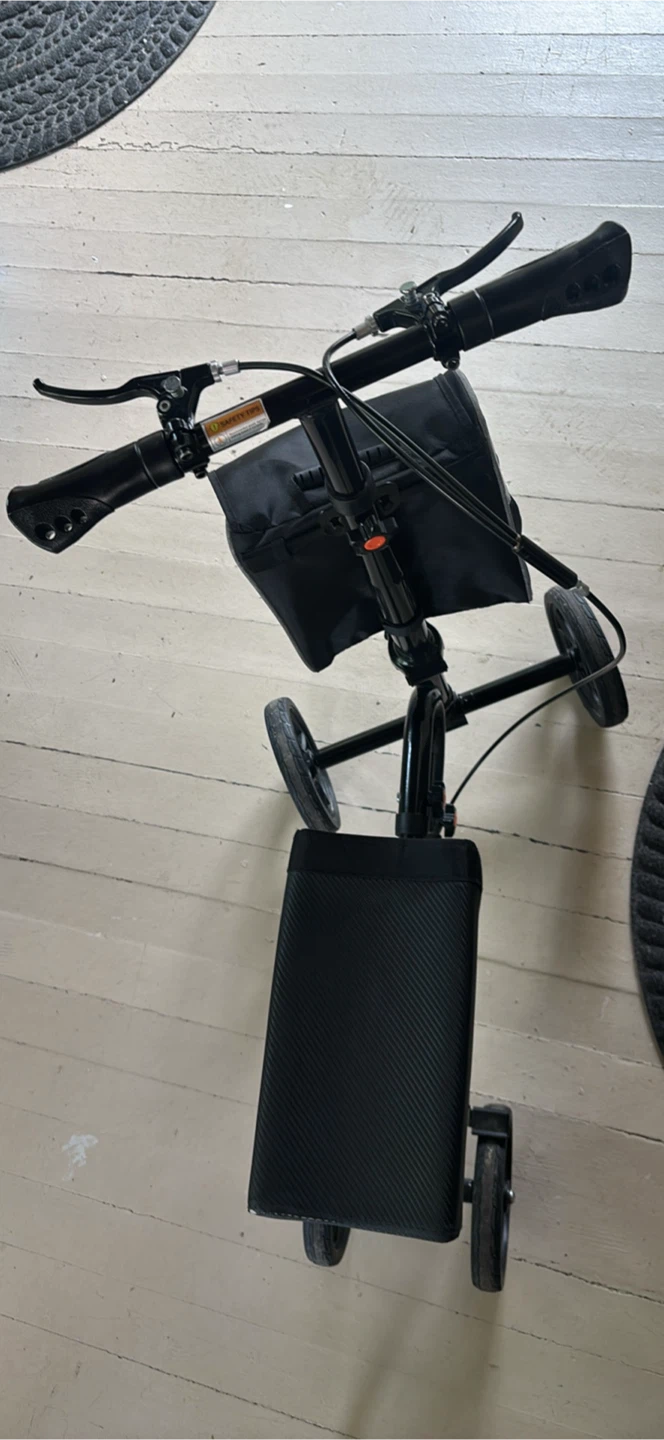 BlessReach 4-Wheel Knee Scooter Walker - photo 2