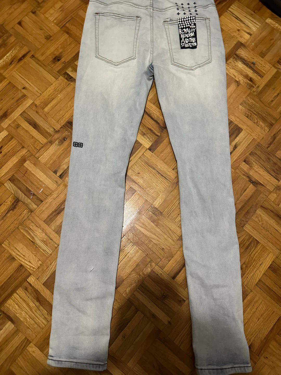 KSUBI Skinny Fit Distressed Jeans