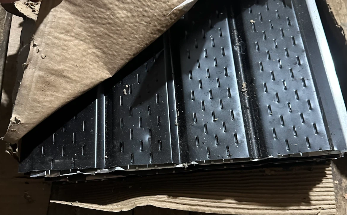 Vented Aluminium Soffit - photo 4