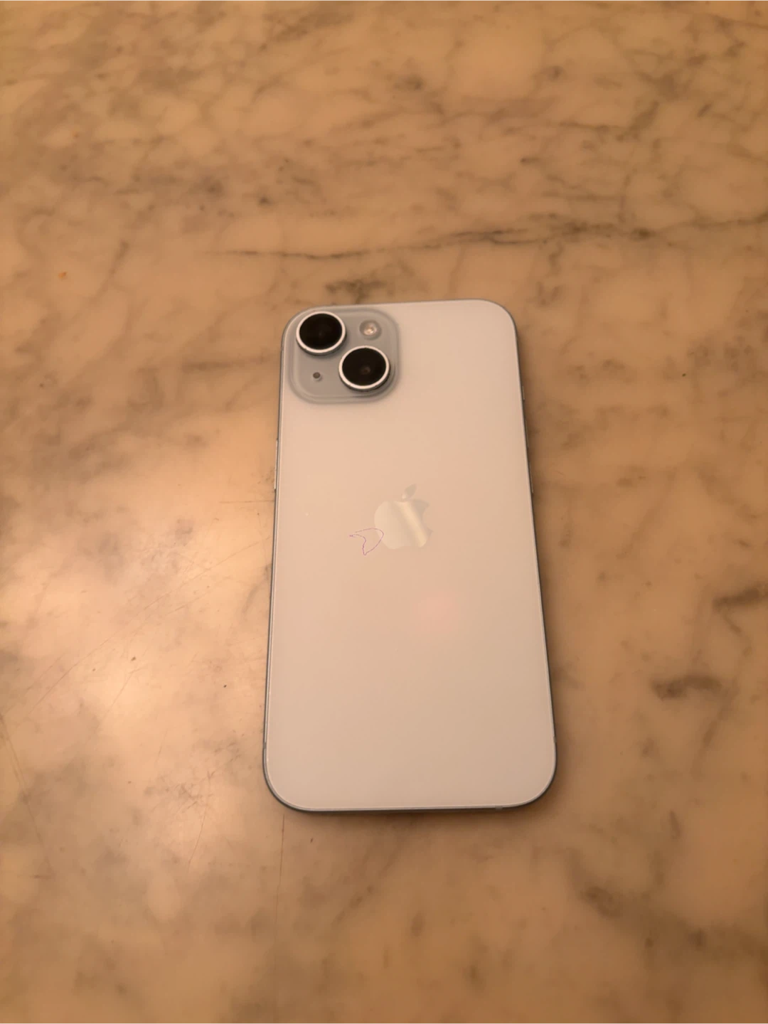 Apple iPhone 15 baby blue