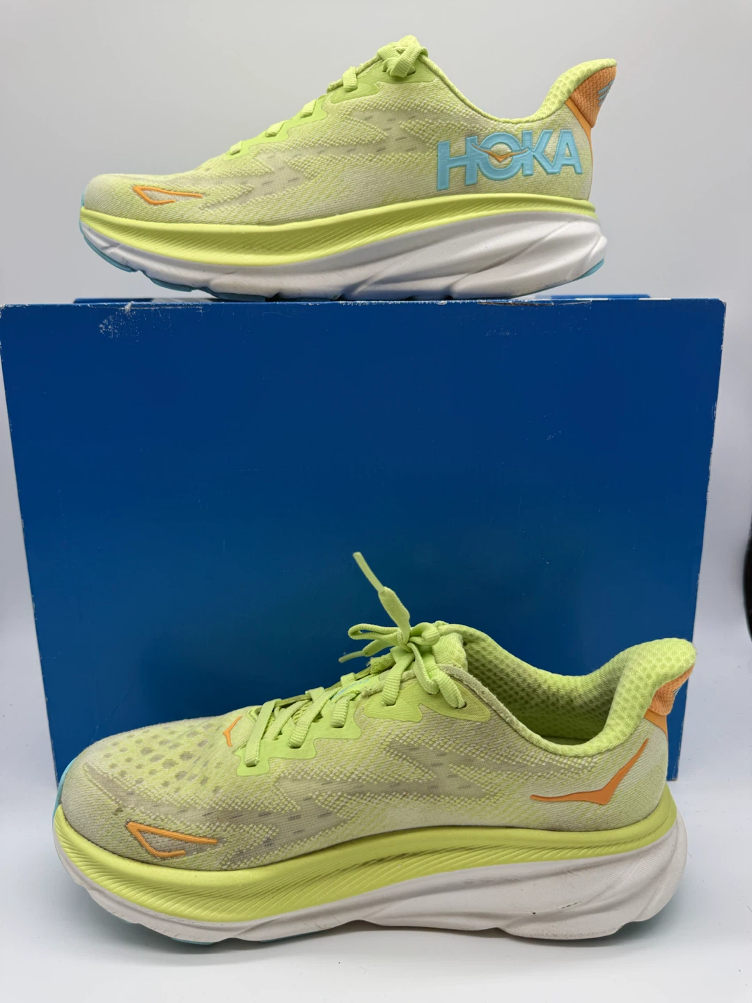 Hoka One One Clifton 9 “Citron” Women’s Running Shoes Size US 7D