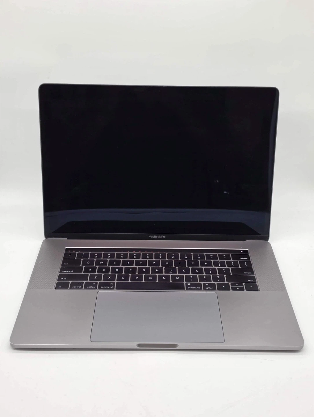 Apple MacBook Pro 15-Inch (2017) – Space Gray - photo 5