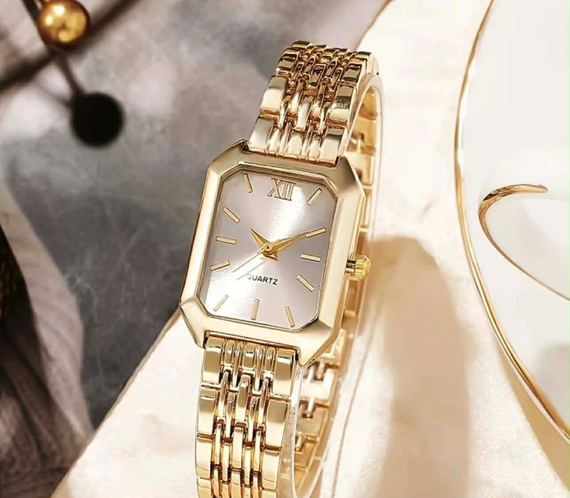 Gold Tone Rectangle Quartz Watch