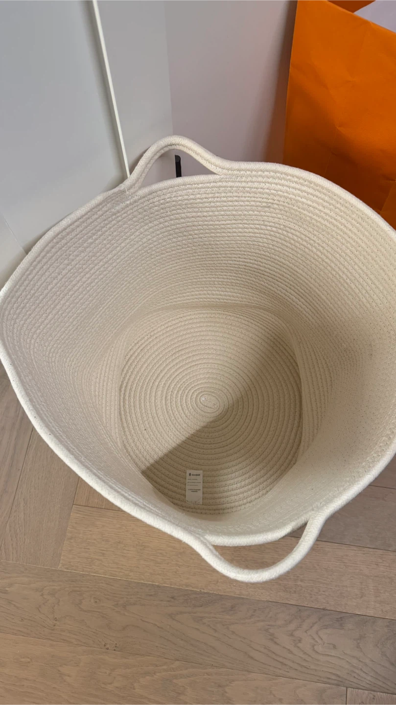 Laundry Hamper - photo 2