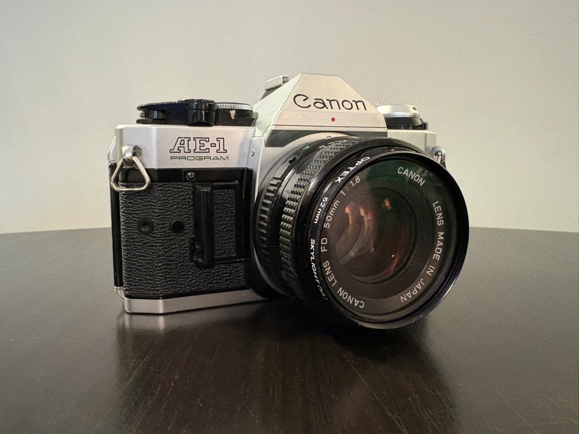 Canon AE-1 Camera Kit