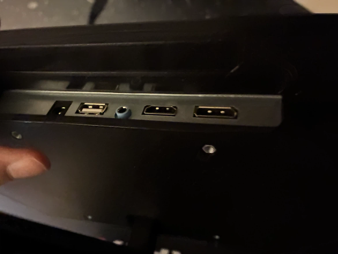 Apex Gaming Monitor - photo 3
