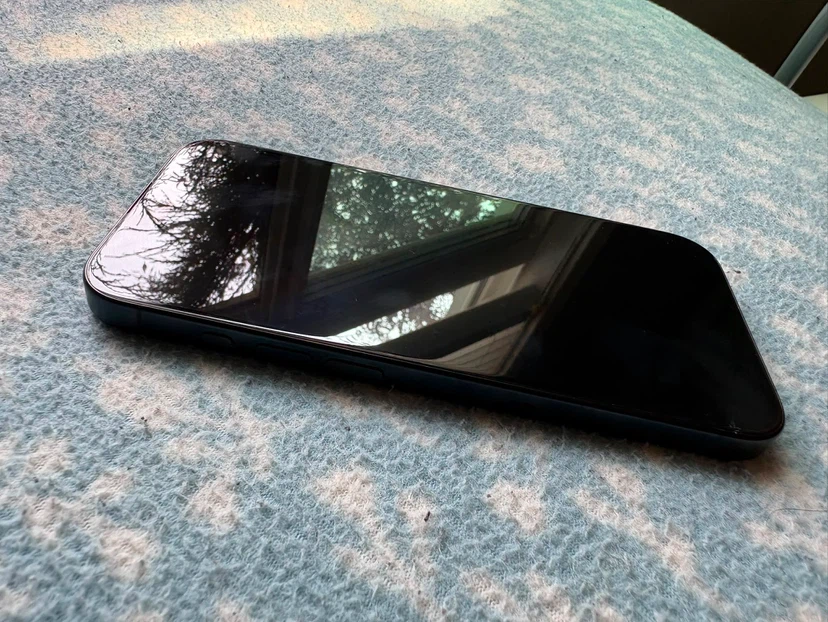 Iphone 15 Pro - photo 4