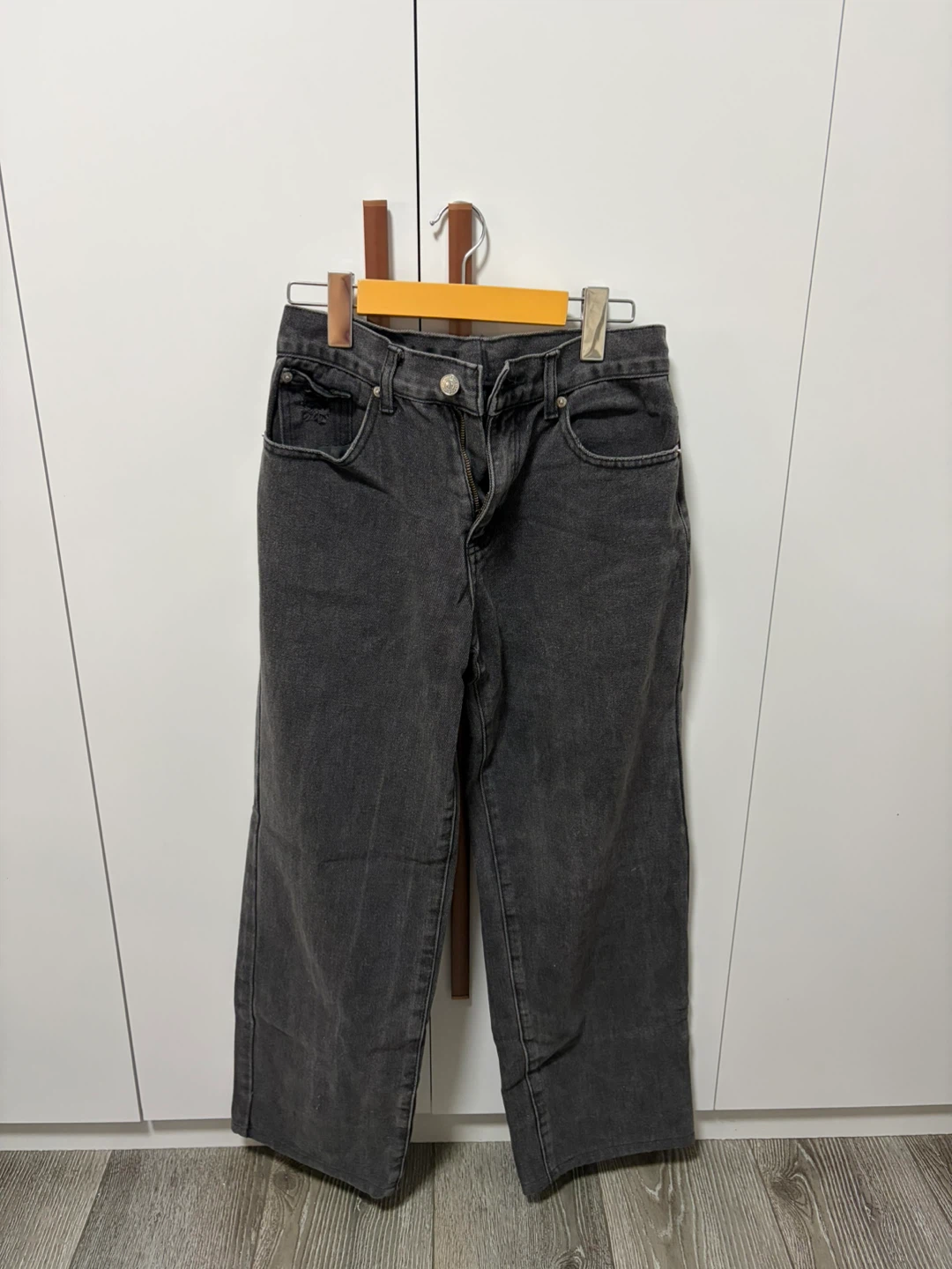 White Fox distressed black denim jeans