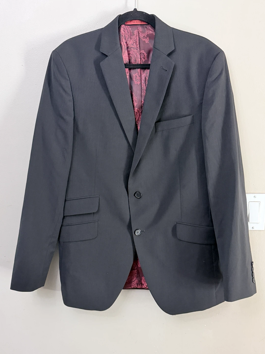 Ted Baker London Men’s Wool Suit  (Size 42L Jacket / 35L Pants)