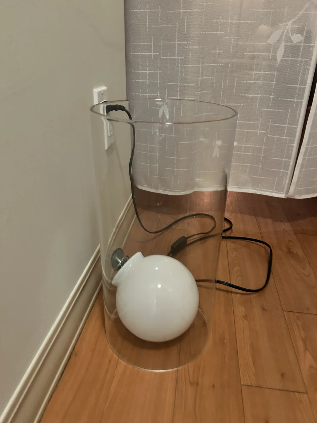 Cylindrical Glass Lamp - photo 3