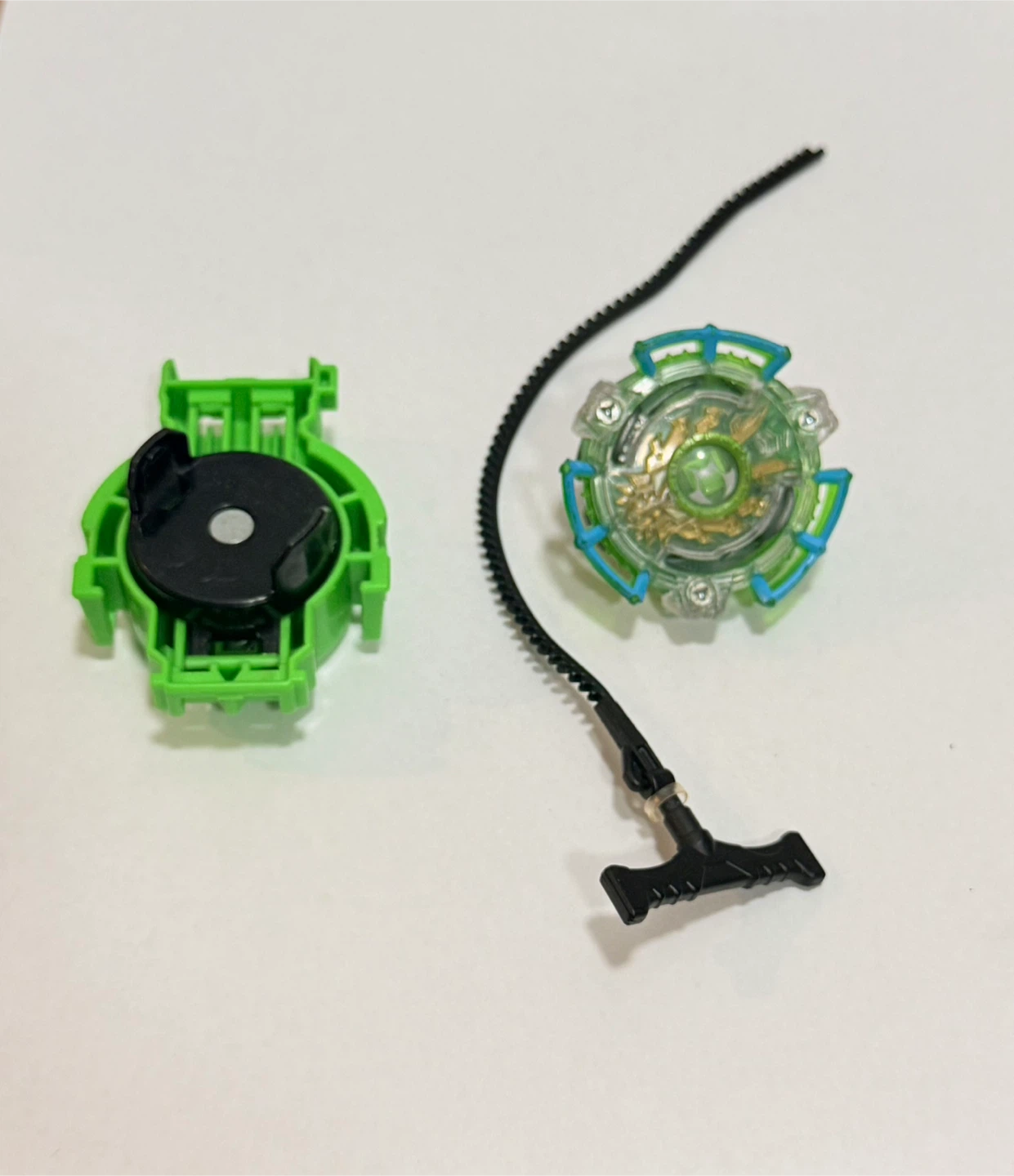 Beyblade Arena and Beyblade with Launcher - photo 2