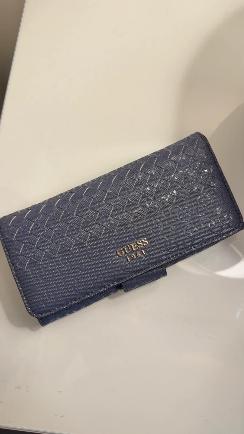 Guess Wallet