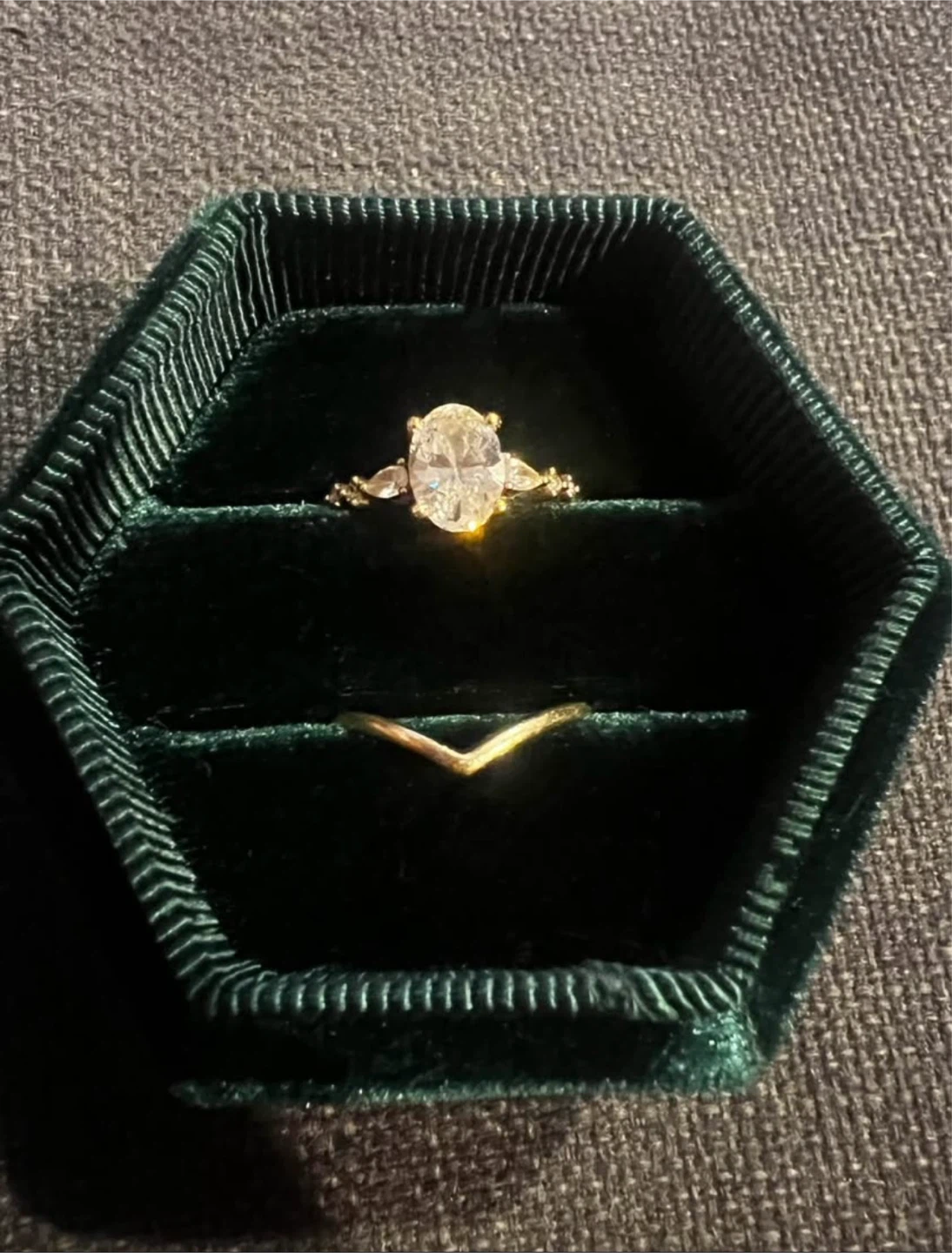 Oval Diamond Engagement Ring set