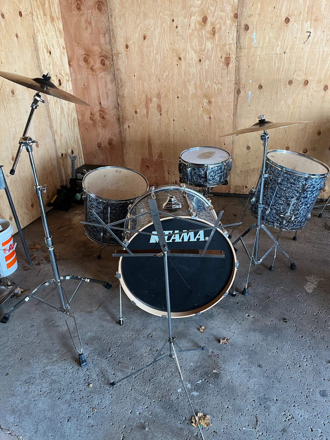 Vintage TAMA Black Diamond Pearl Drum Set