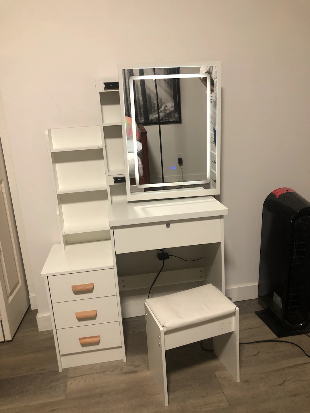White Vanity Table with Lighted Mirror and Stool