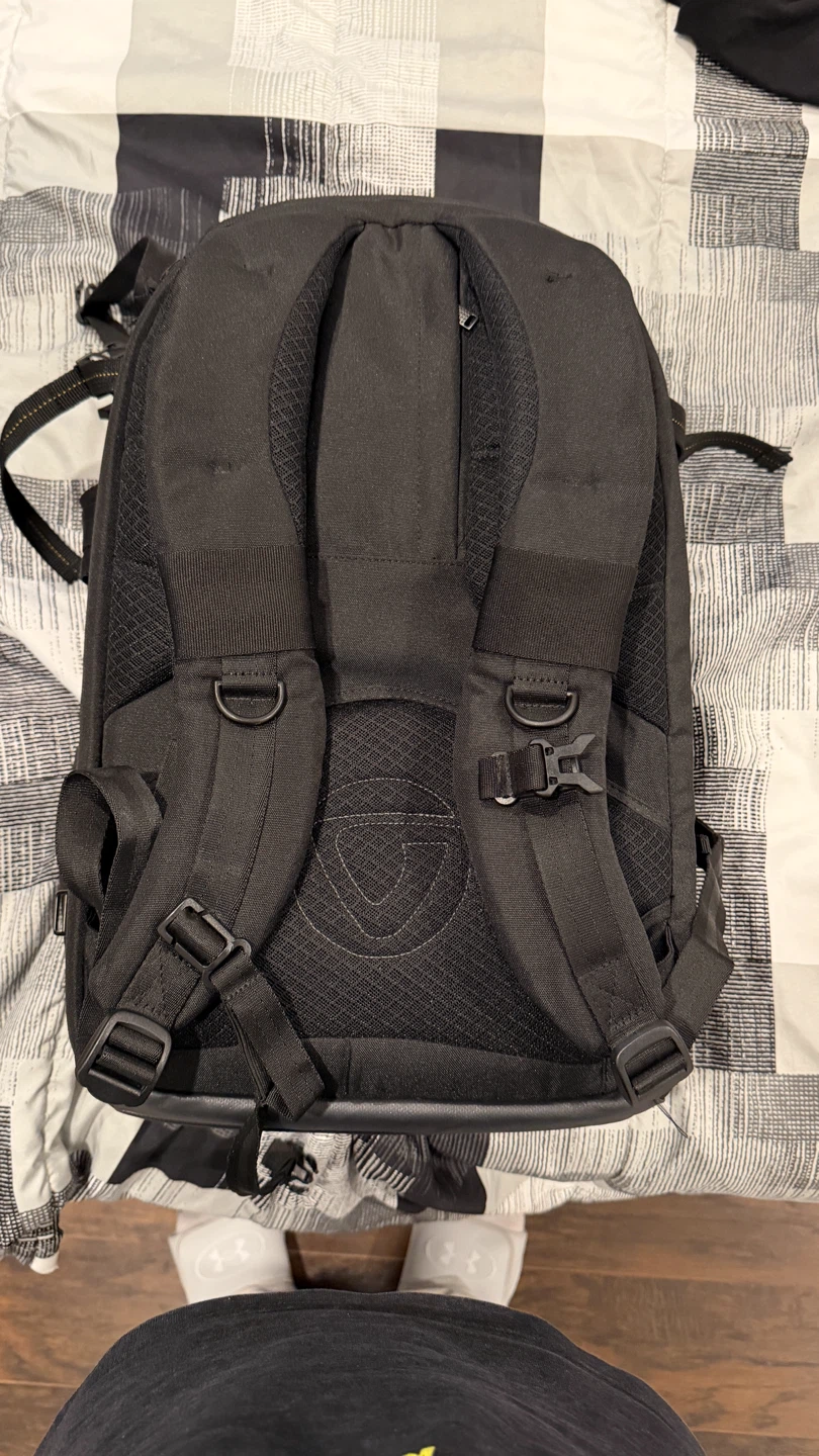 Vanguard Alta Rise 48 Camera Backpack - photo 3