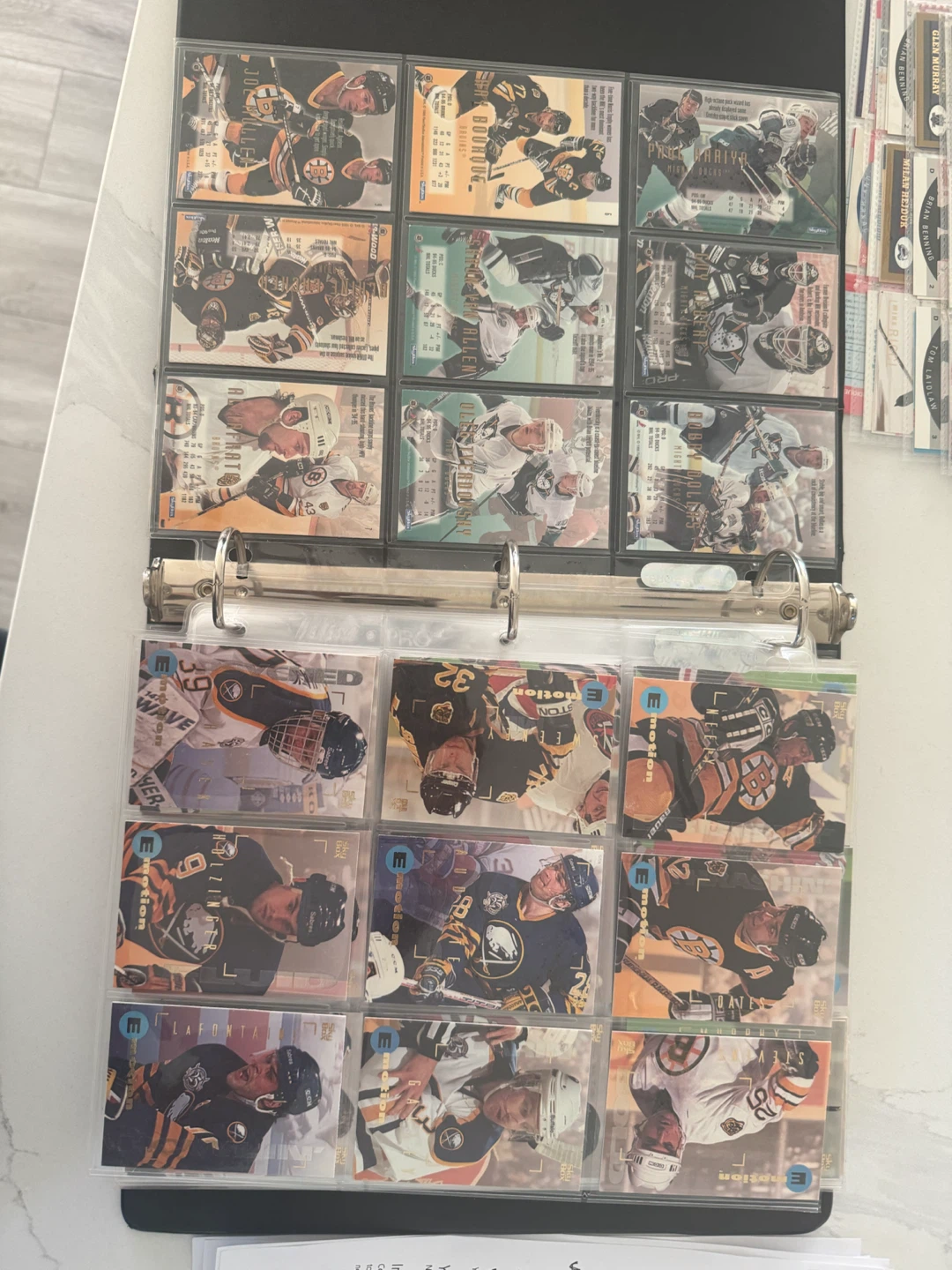 700+ Vintage Hockey Cards - photo 3