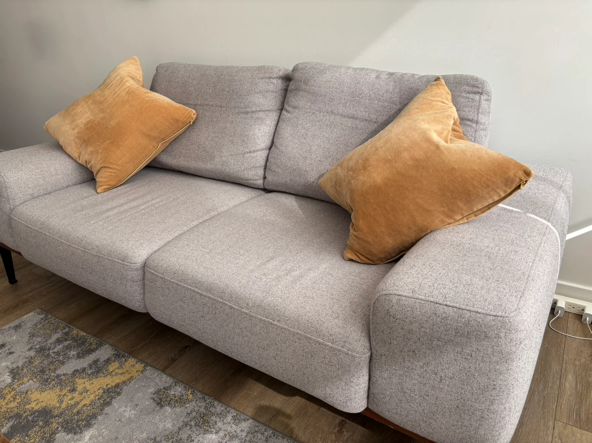 Loveseat - Sofa - photo 2