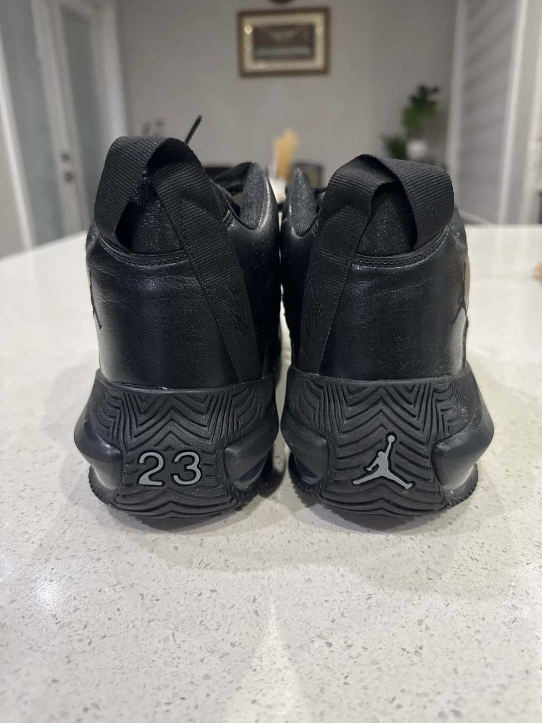 Jordan Men's Black Sneakers Size 11 - photo 3