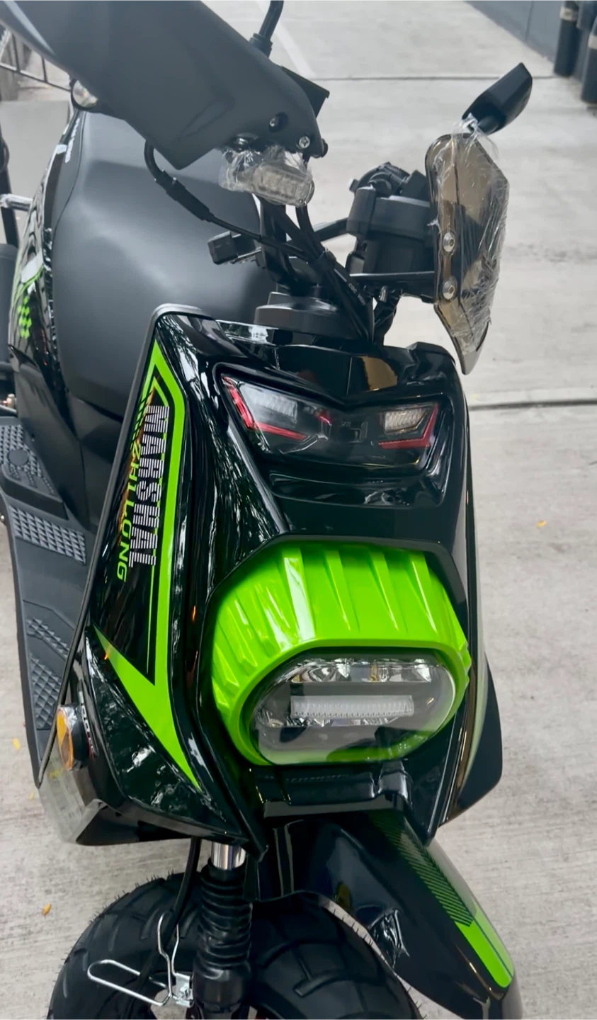 Zhi Long MARSHAL 200 Scooter