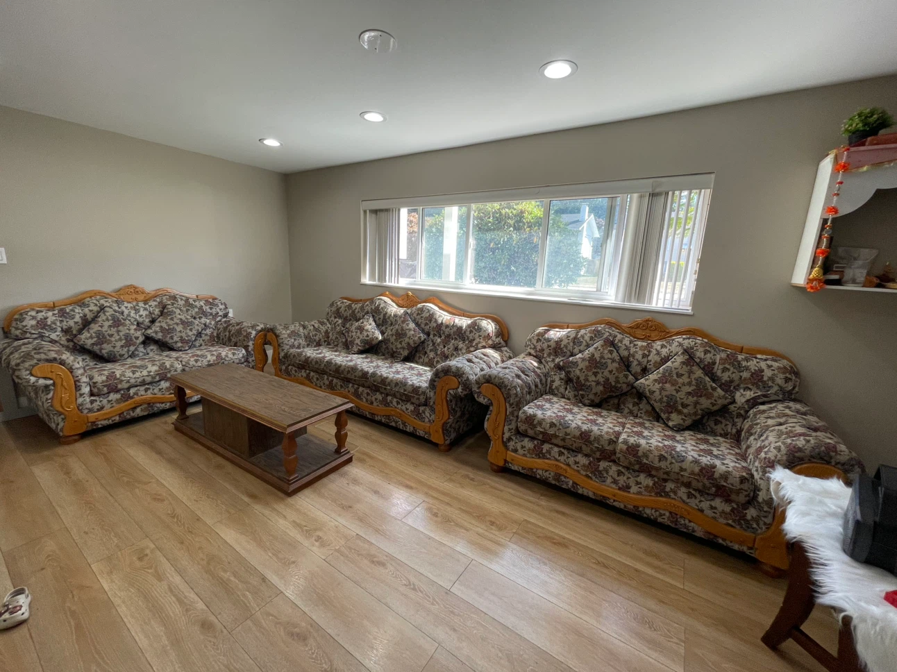 Floral Sofa Set with Coffee Table - photo 2