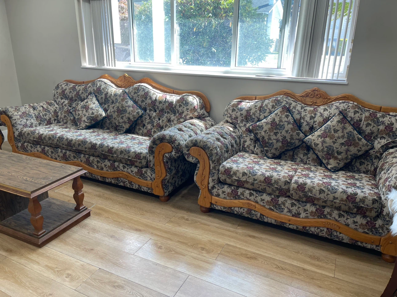 Floral Sofa Set with Coffee Table - photo 4