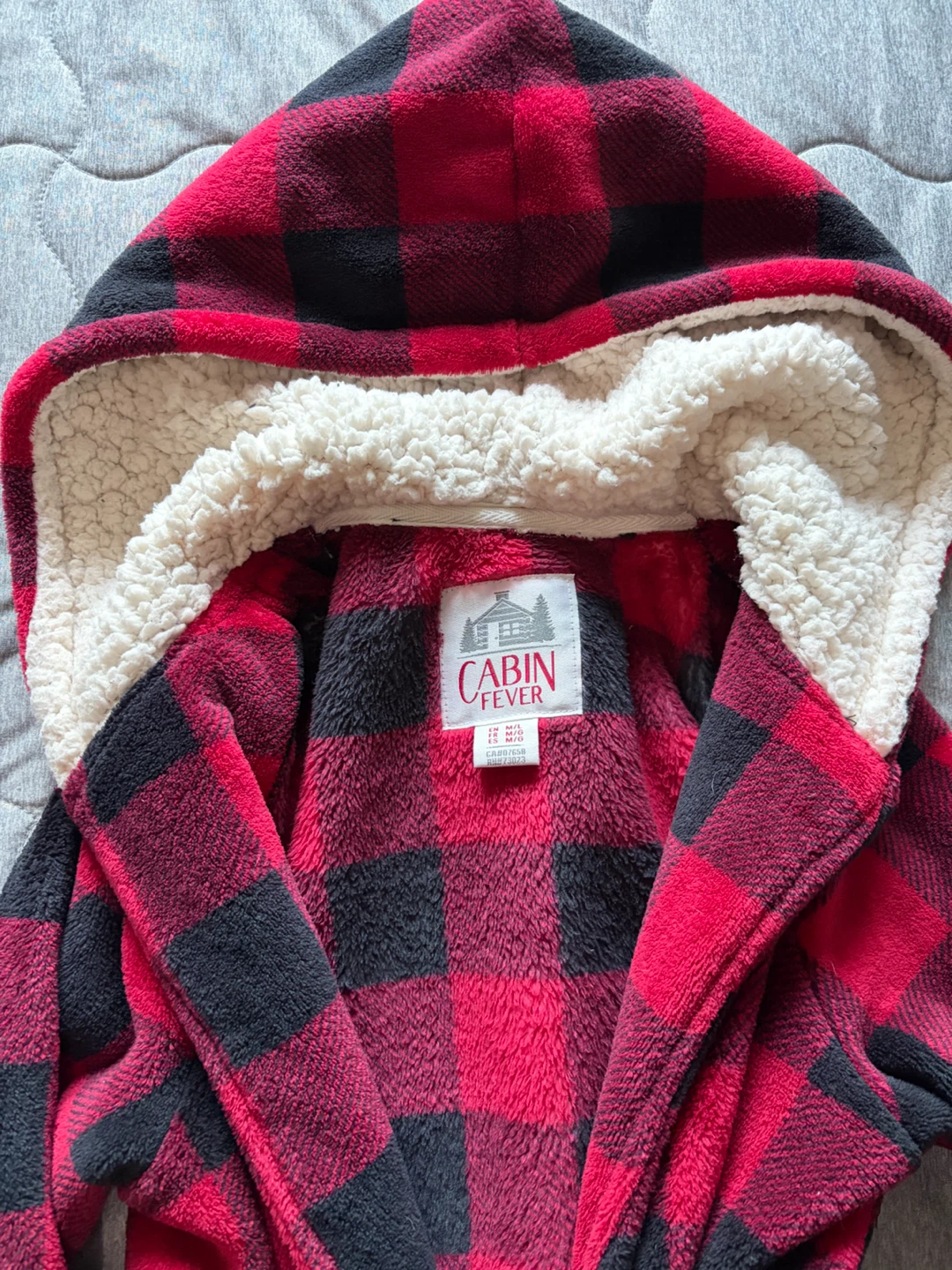 Kids size M/L red plaid robe - photo 2