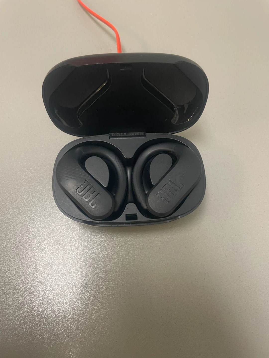 JBL True Wireless Earbuds - photo 2