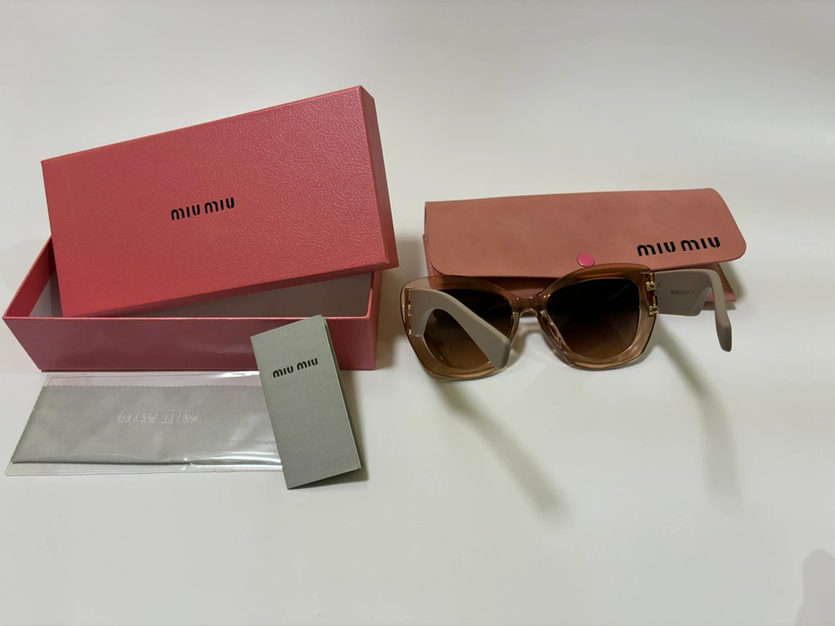 Miu Miu Sunglasses - photo 3