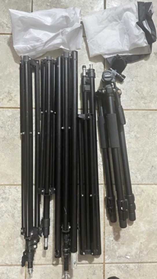 📸 Photography & Video Lighting + Tripod Bundle — $140 - photo 3
