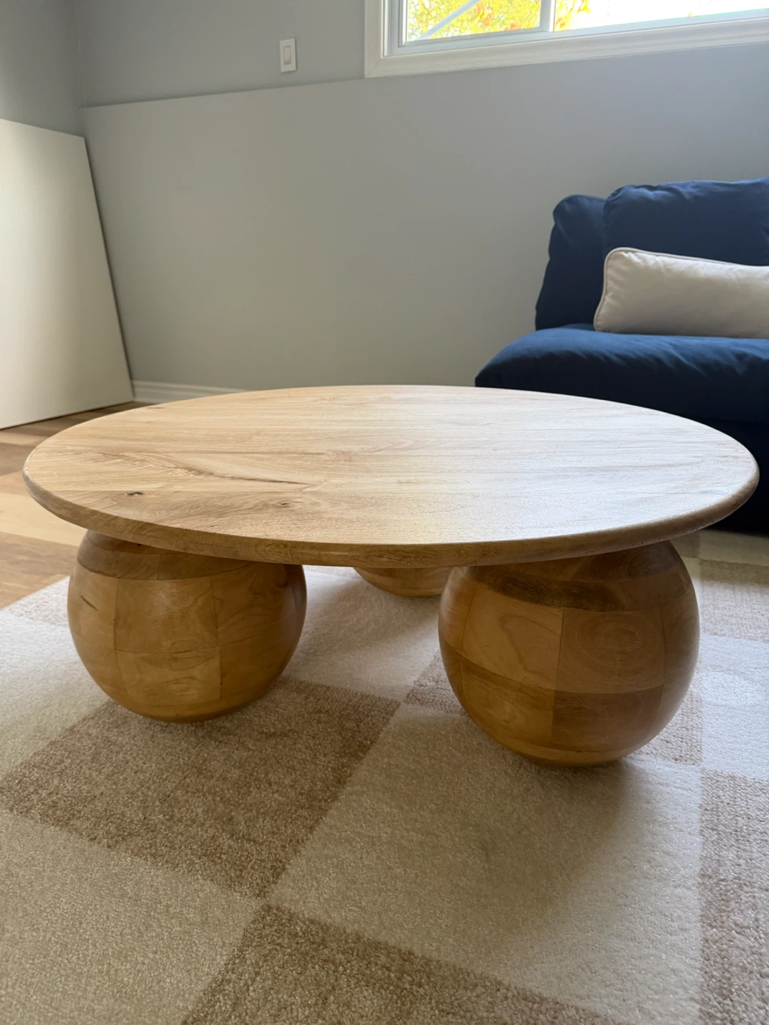 Wooden Round Coffee Table with Sphere Legs