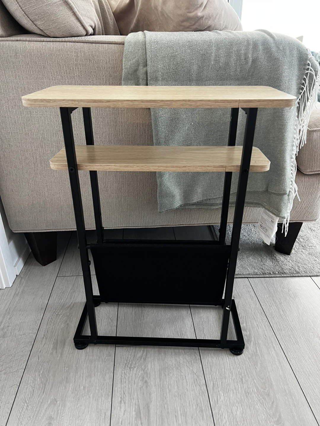 Magazine rack side table - photo 2