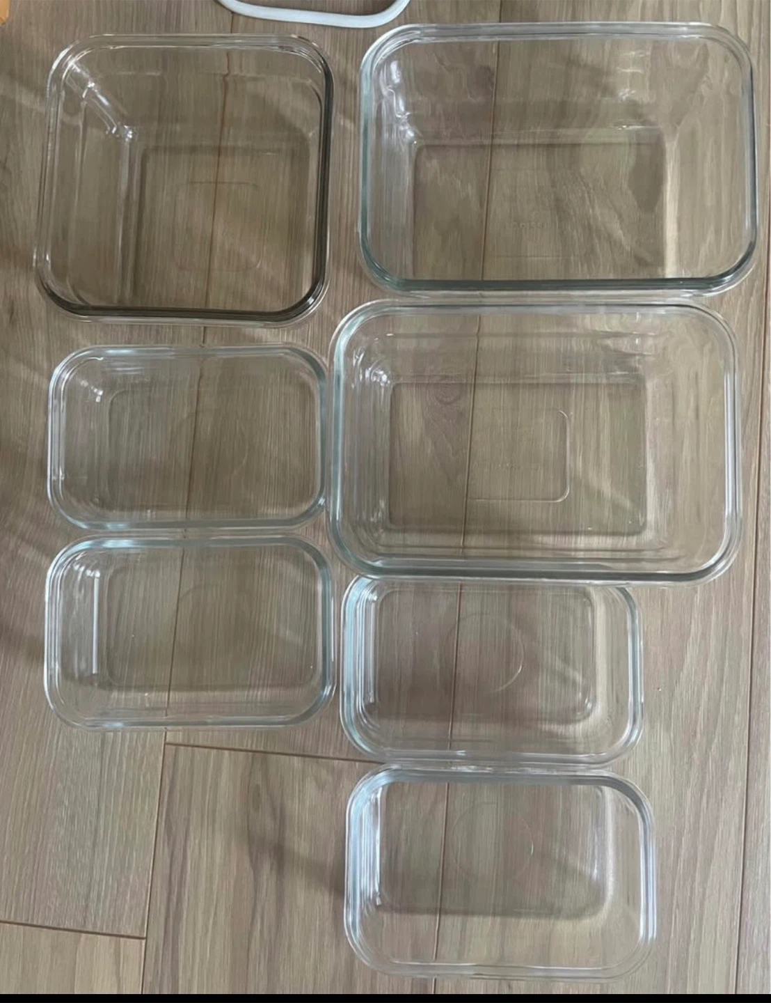 Glass containers