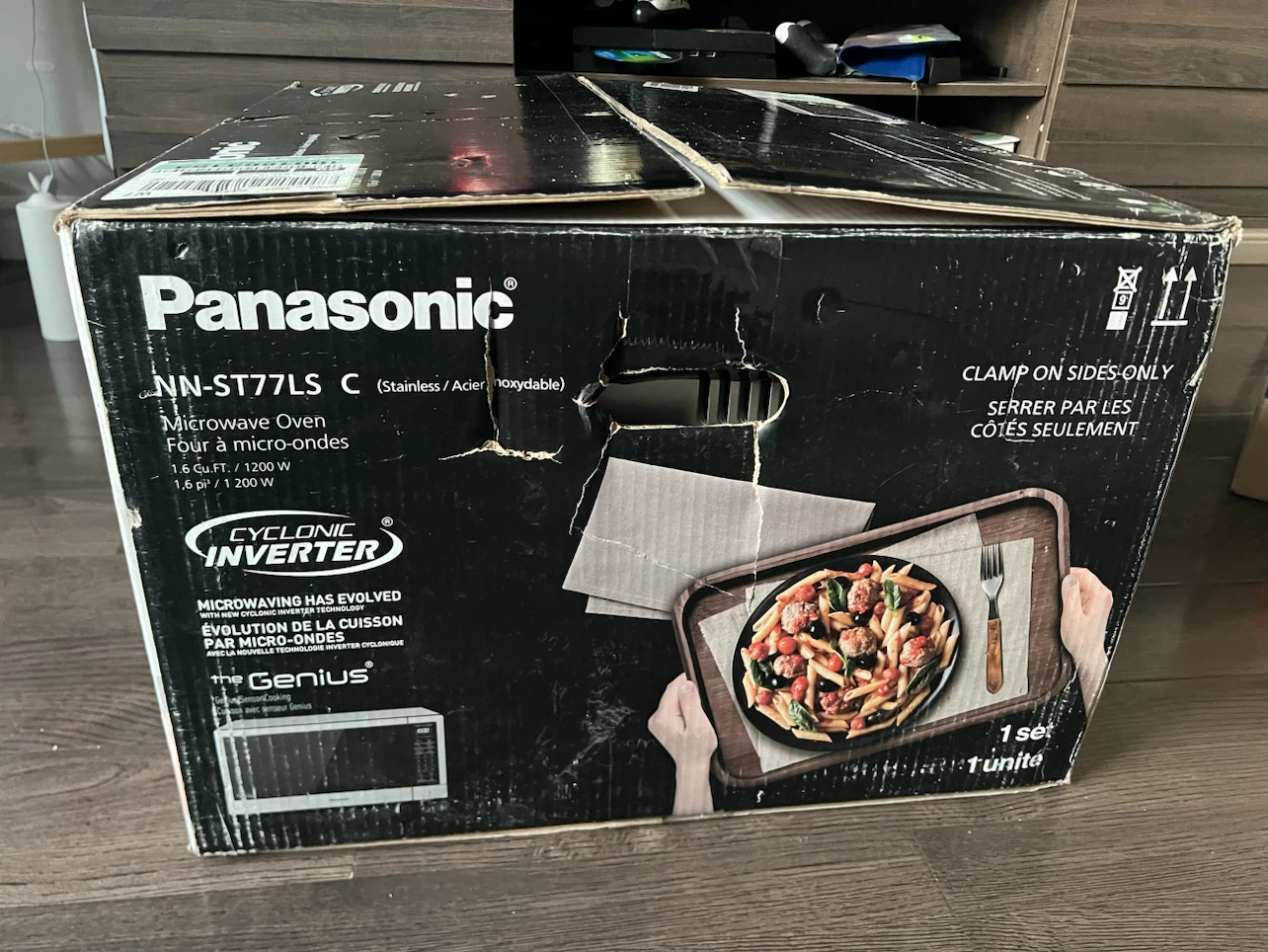 Brand New Microwave – Open Box, Never Used