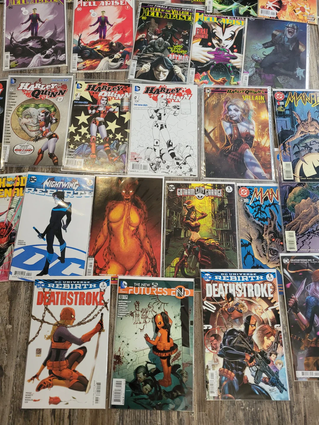 DC Comic Book Lot - Harley Quinn, Joker, Deathstroke variants - photo 2