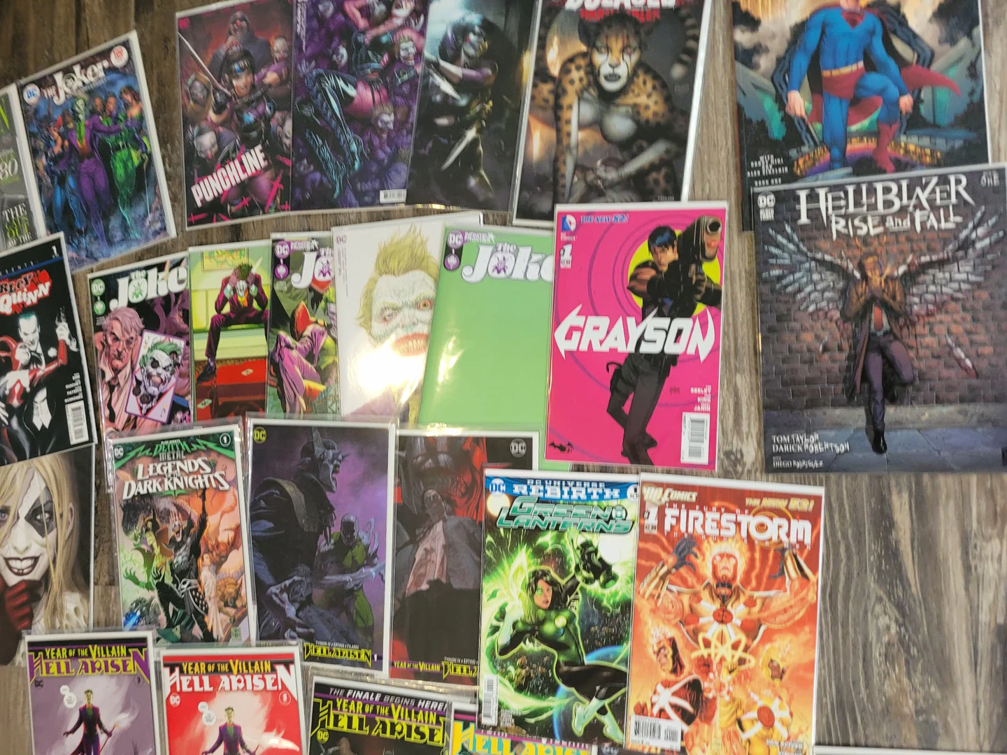 DC Comic Book Lot - Harley Quinn, Joker, Deathstroke variants - photo 4